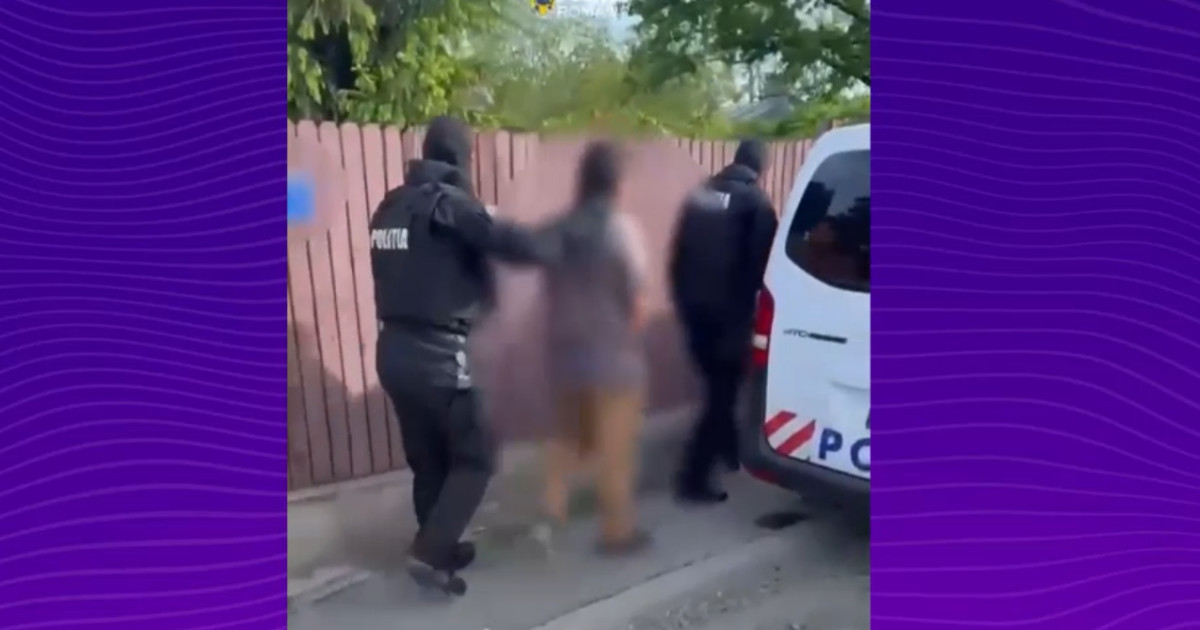 Control judiciar pentru 20 de soferi STB acuzati de furtul a o tona de motorina dintr o autobaza