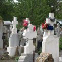 O batrana din Ploiesti a pierdut 70000 de lei dupa ce doi barbati sau prezentat drept inspectori de cimitir