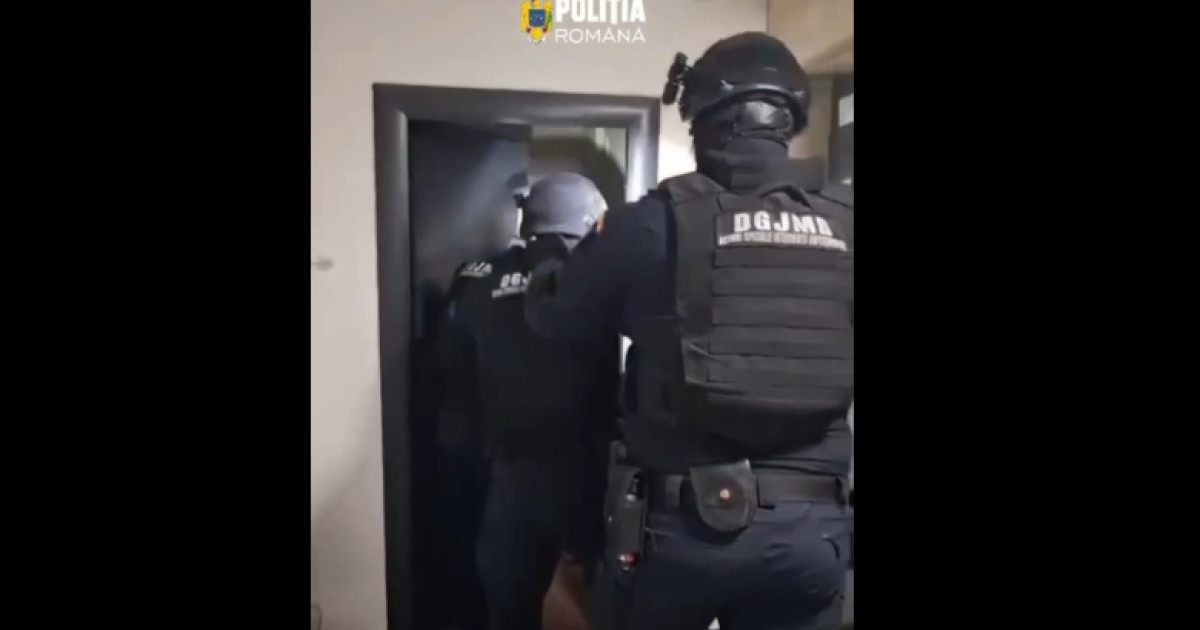 Perchezitii in Bucuresti si in patru judete intr un caz de inselaciune legat de reparatii de acoperisuri