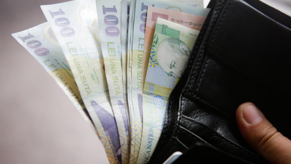 document ce prevede noua lege a salarizarii cel mai mare salariu va fi de 32800 de lei vor fi 12