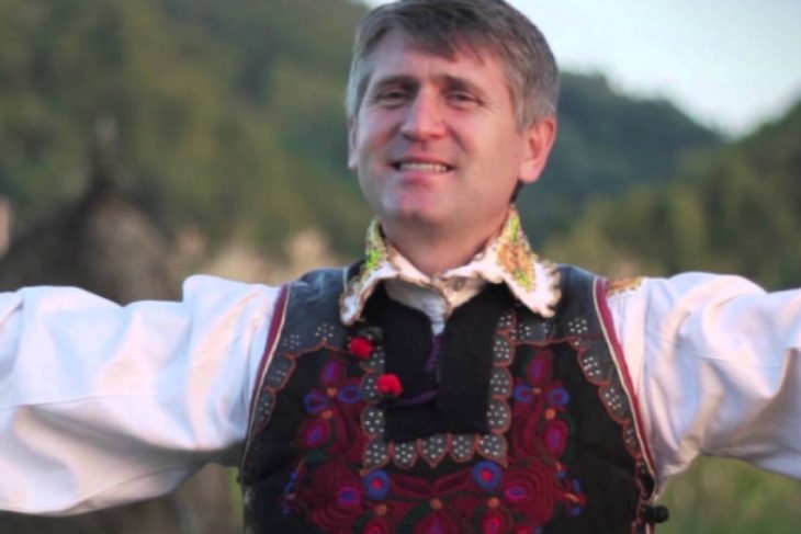 Anchetatorii au descoperit aproximativ 2 milioane de euro in numerar in locuinta lui Cristian Pomohaci Percheziiile au durat