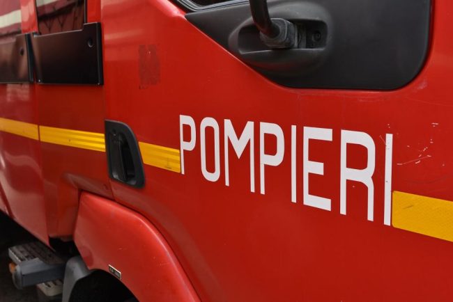 Interventie la Lacul Tei O persoana a fost recuperata din apa in stare de inconstienta