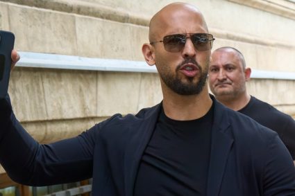 Andrew Tate, audiat la DIICOT. Procurorii solicită noi explicații milionarului britanic (surse)
