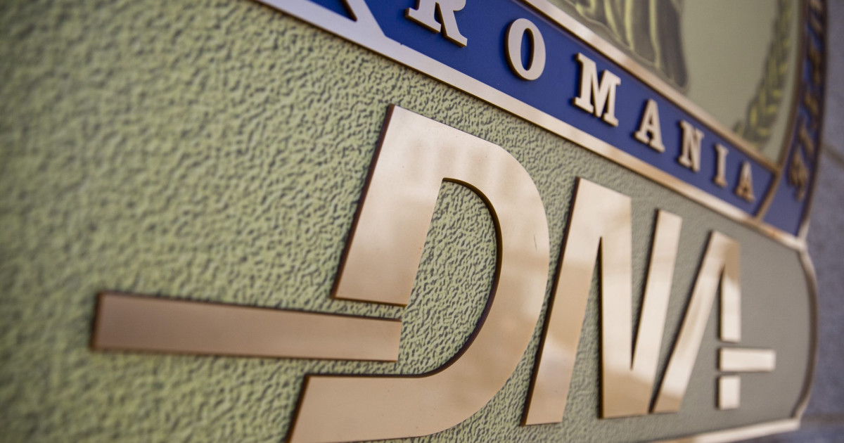 firme fantoma si facturi false retea de evaziune fiscala demontata de procurorii dna perchezitii