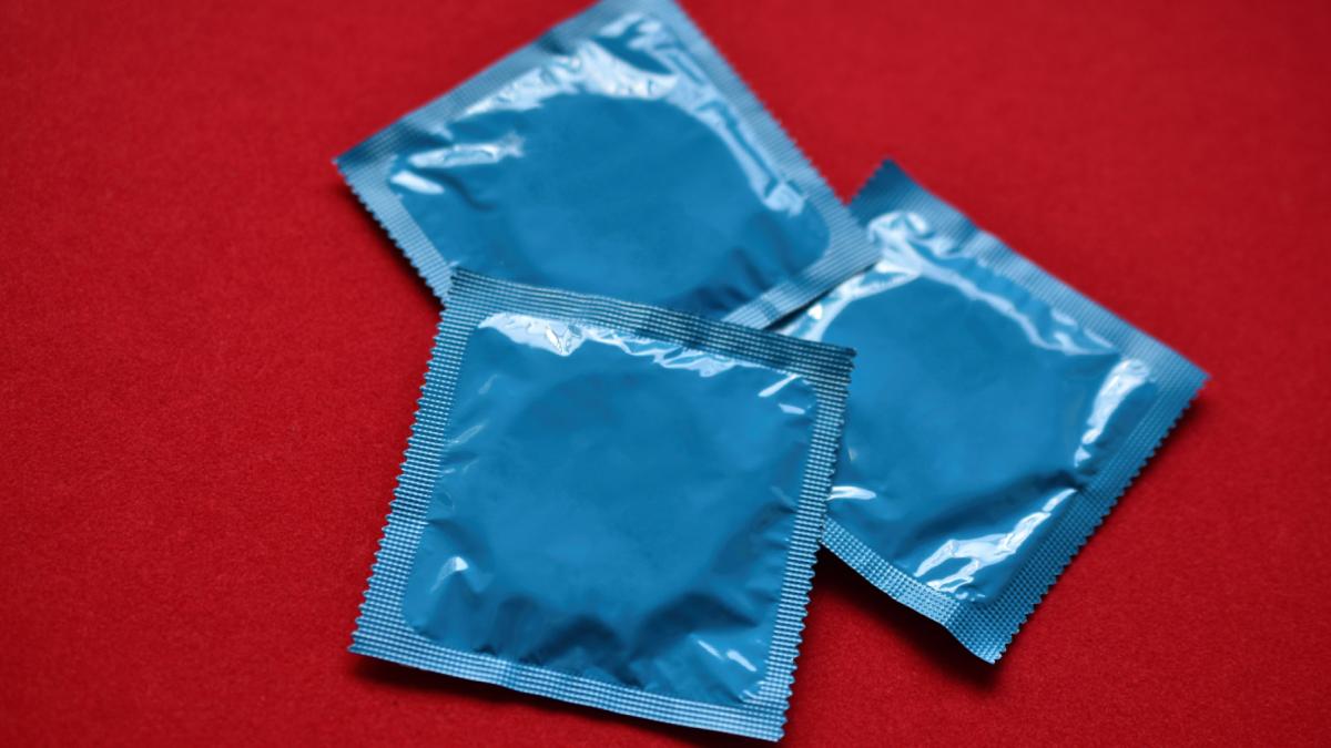 peste 200000 de prezervative false din china au fost distribuite in europa inclusiv in