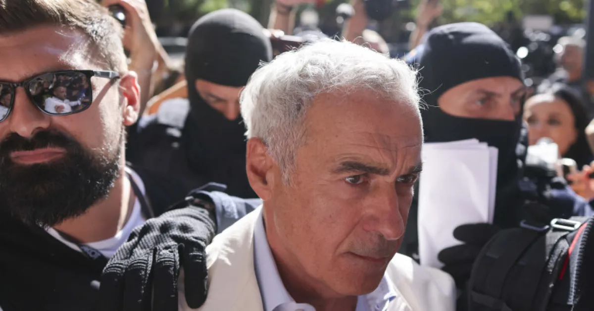Călin Georgescu, în fața judecătorilor pentru a afla dacă va fi arestat preventiv