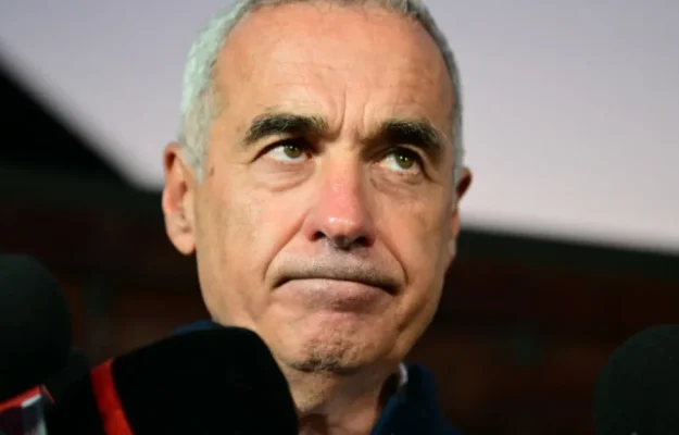 Călin Georgescu, oprit în trafic de DIICOT. Procurorii fac percheziții acasă la el