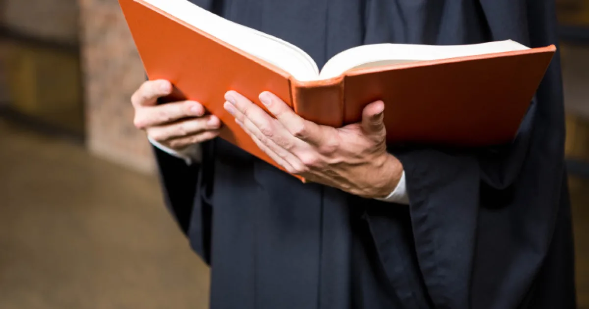 Avocații cer Guvernului plata onorariilor restante. Scrisoare de la Consiliul Barourilor
