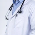 Bărbat de 28 de ani anchetat în Bragadiru pentru că ar fi profesat ca medic fără studii