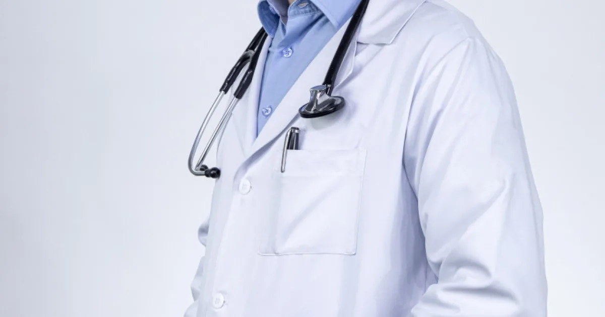 Bărbat de 28 de ani anchetat în Bragadiru pentru că ar fi profesat ca medic fără studii