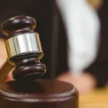 Evaziune de 7,6 milioane lei în comerțul cu deșeuri metalice. Șapte persoane reținute