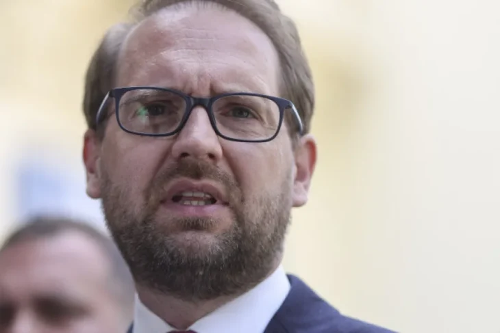 Înalta Curte motivează anularea mandatului de primar al Timișoarei lui Dominic Fritz