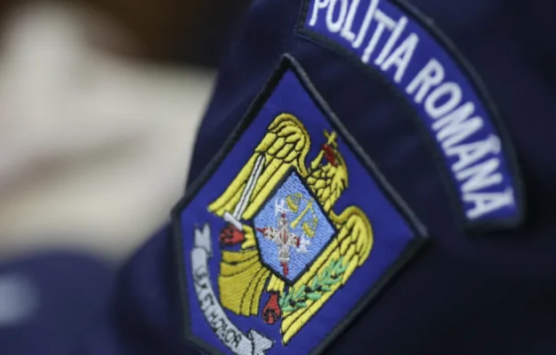 Polițist judecat pentru ponturi date hoților care au jefuit case de medici